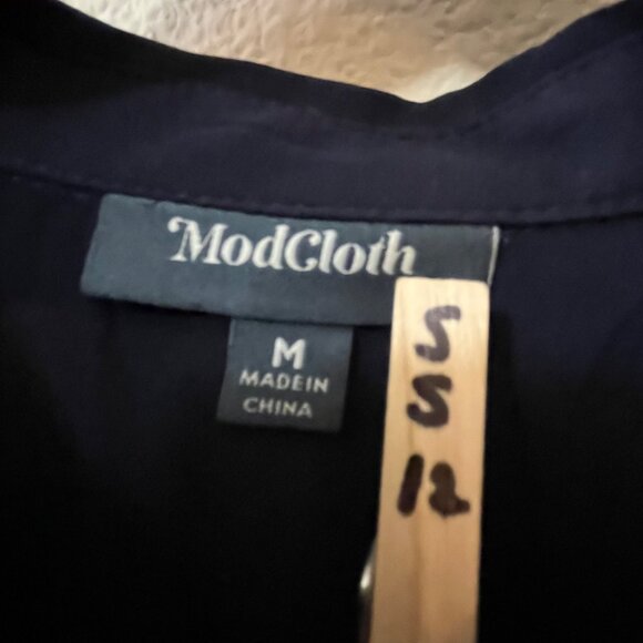 ModCloth Adored Duet Pleated Floral Short Sleeve Collared A Line Dress SZ M - Picture 2 of 10